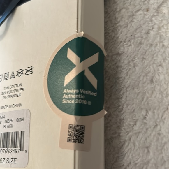 Fear of God Essential socks - Picture 4 of 5